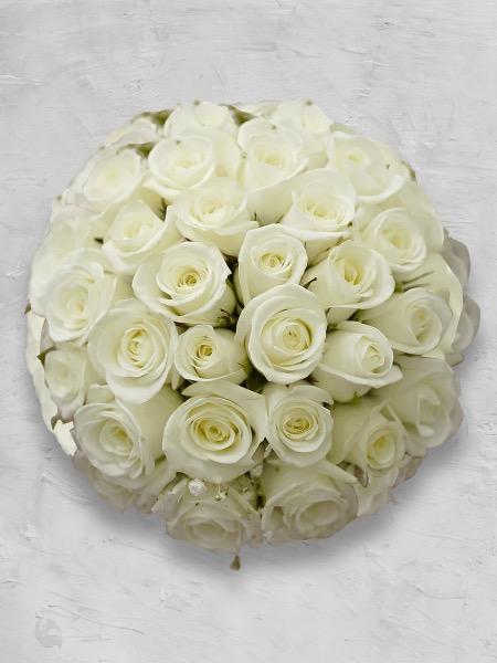 Kukka- ja Hautauspalvelu Haakana - Morsiuskimput - Morsiuskimppu  valkoisista ruusuista